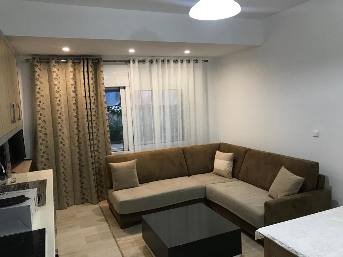 Garden Villa Apartments Саранда Экстерьер фото