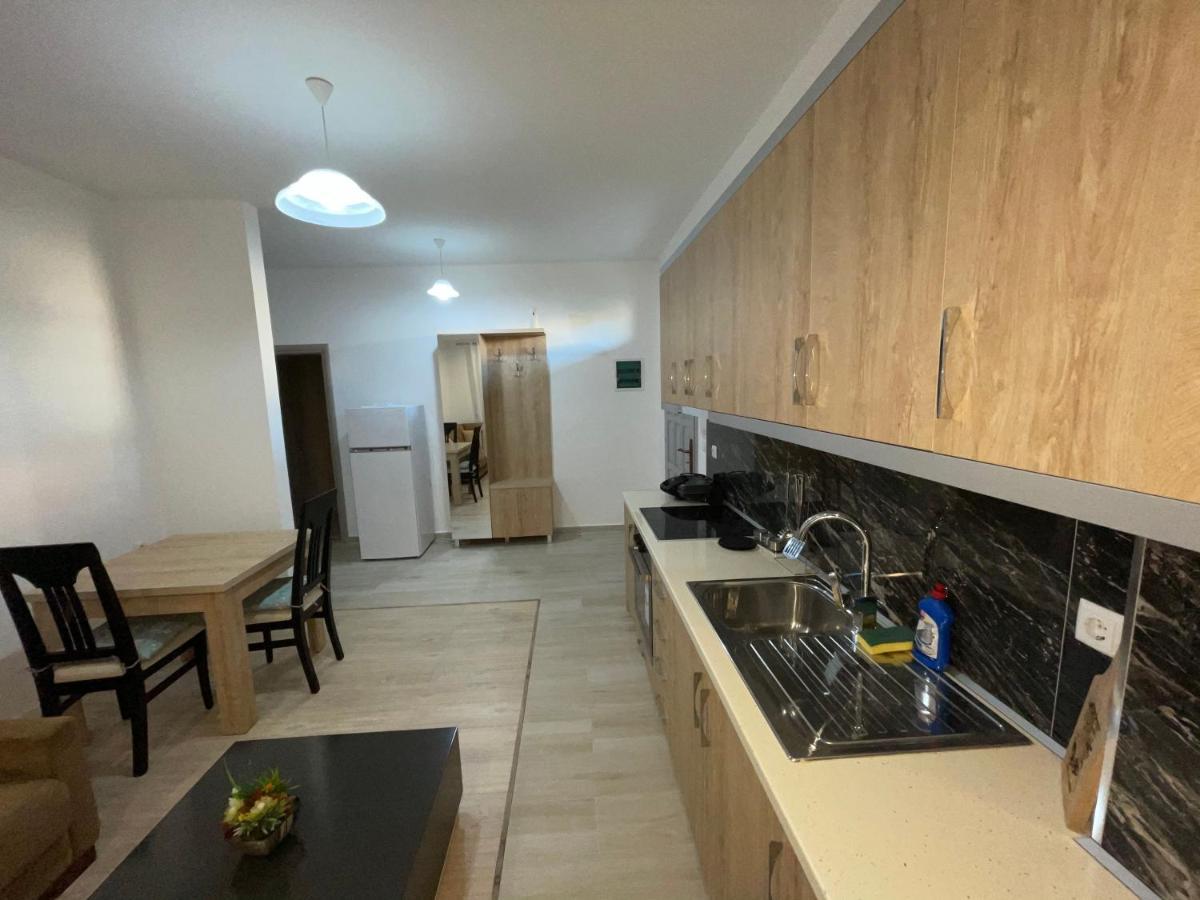 Garden Villa Apartments Саранда Экстерьер фото