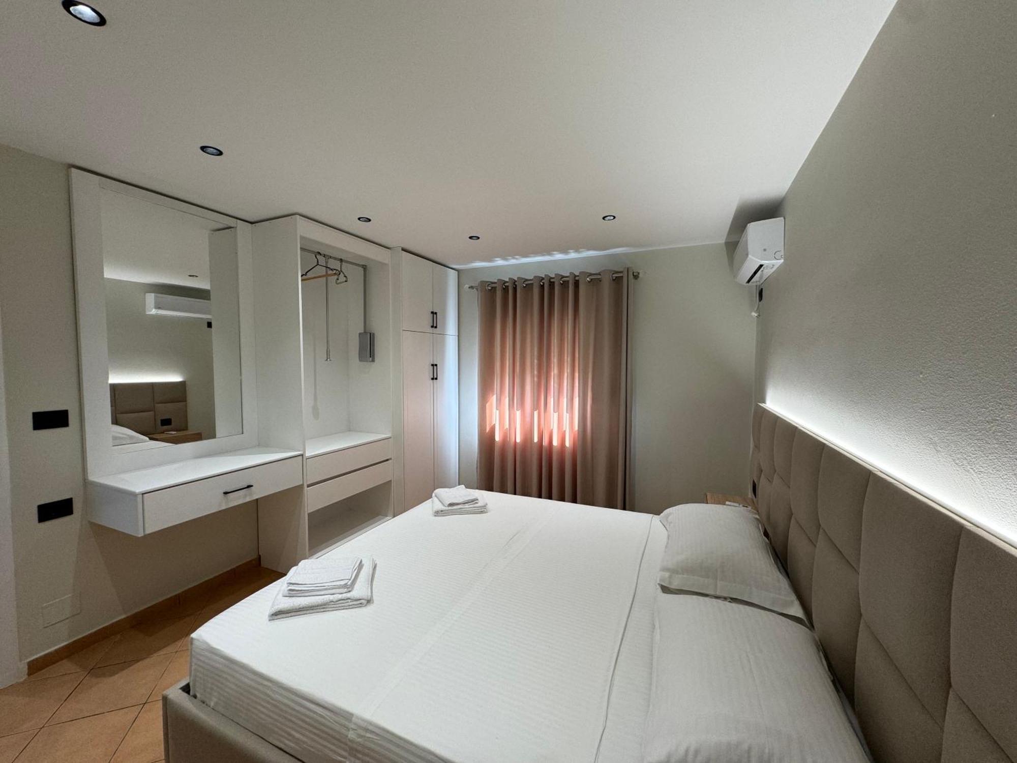 Garden Villa Apartments Саранда Экстерьер фото